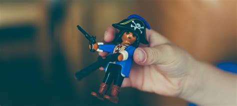 screwy pirates 2.